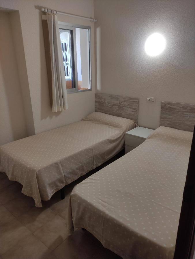 Apartamento Santonja A 300 Metros De La Playa ベニドルム エクステリア 写真